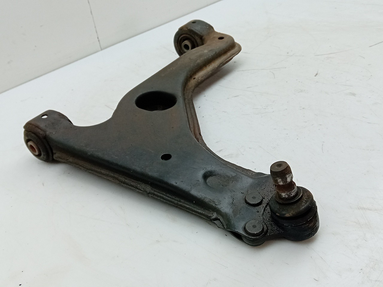 Brazo suspensión delantero izquierdo OPEL Astra H Hatchback (L48) Imagem-1