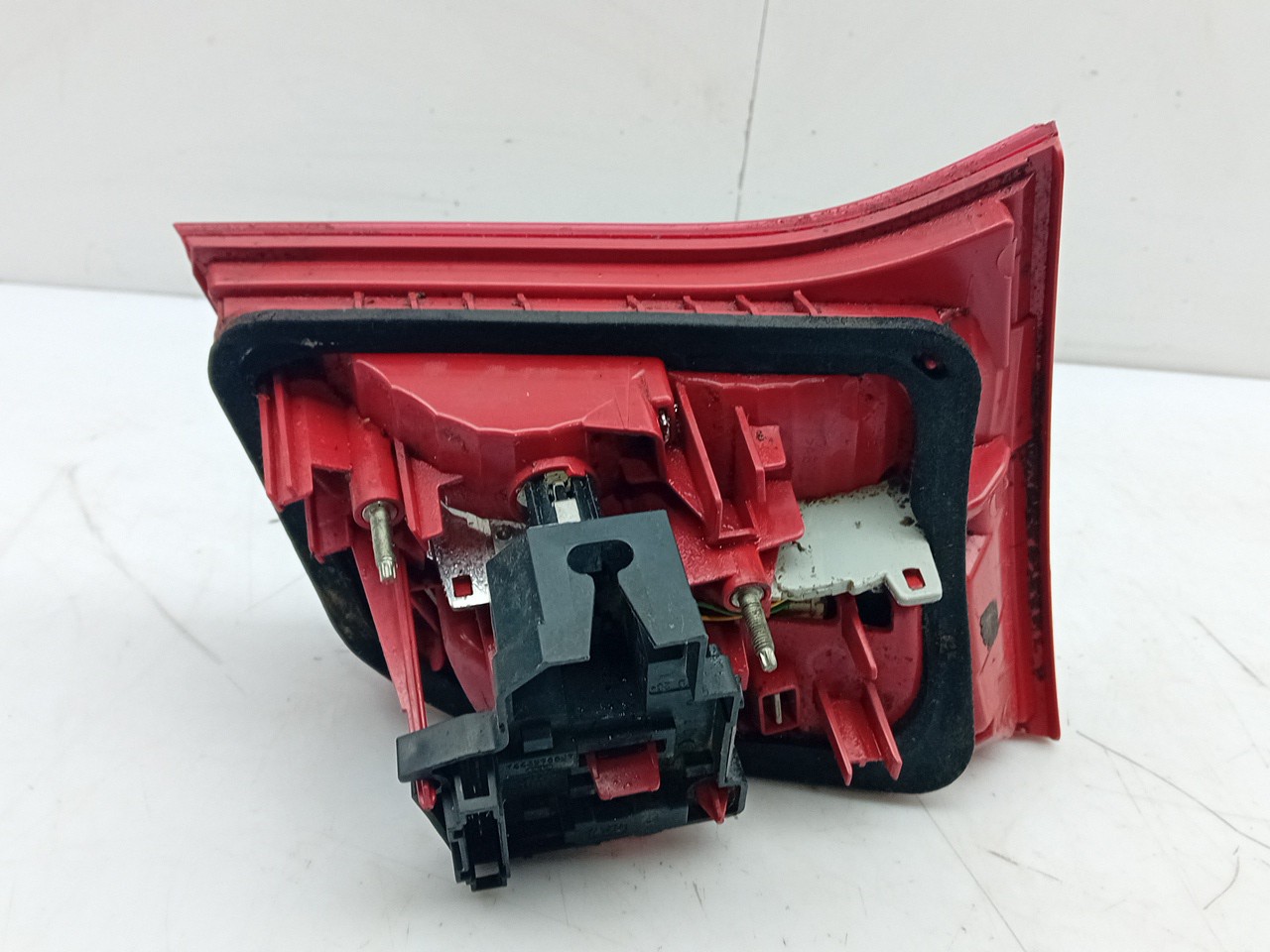 Right Tailgate light AUDI A6 Avant (4F5, C6) Imagem-1