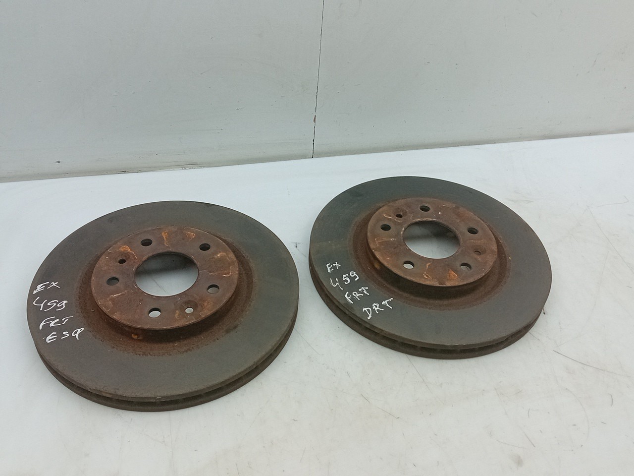 Right front brake disc