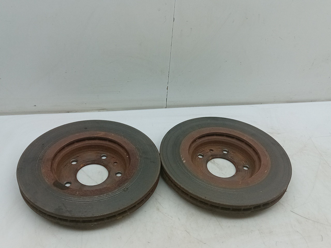 Right front brake disc NISSAN Leaf EV (ZE0) Imagem-1