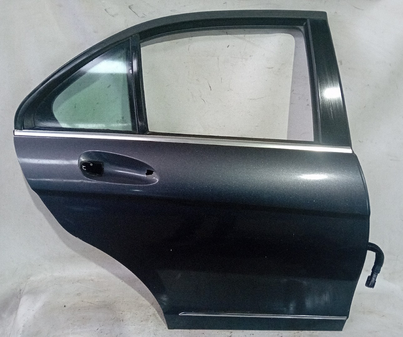 Right rear door