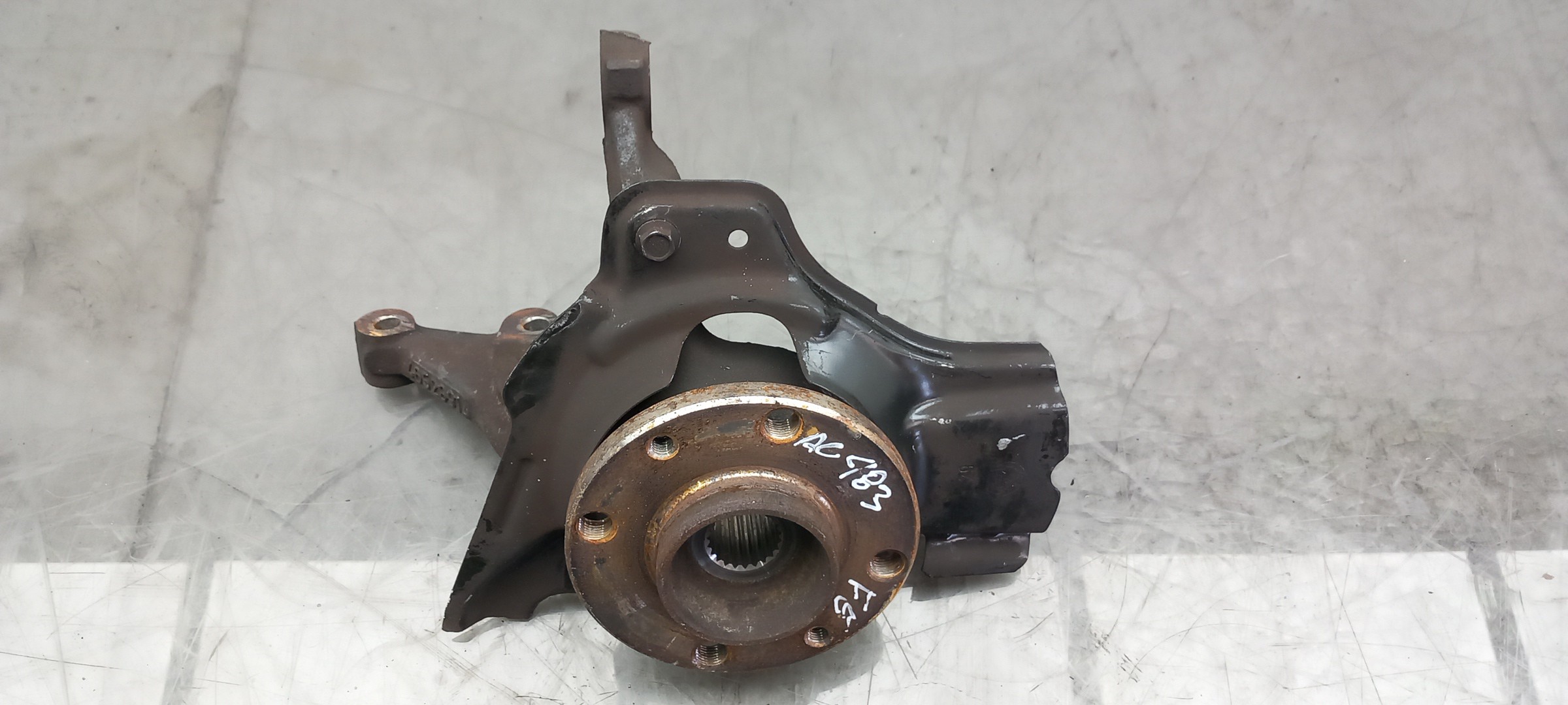 Fusée avant gauche FIAT Punto (188_) Imagem-1