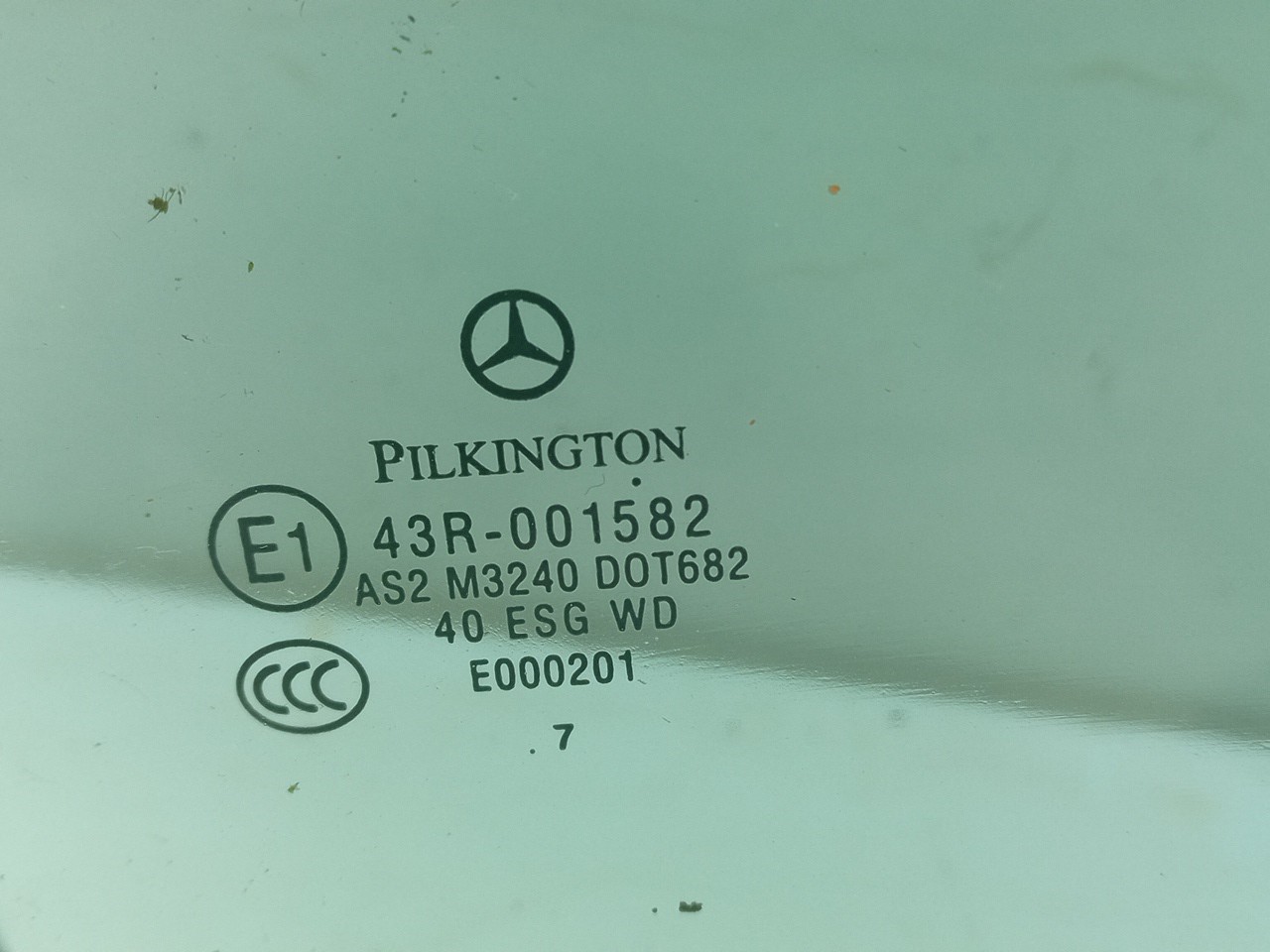 Right rear door glass MERCEDES-BENZ Classe C (W204) Imagem-1