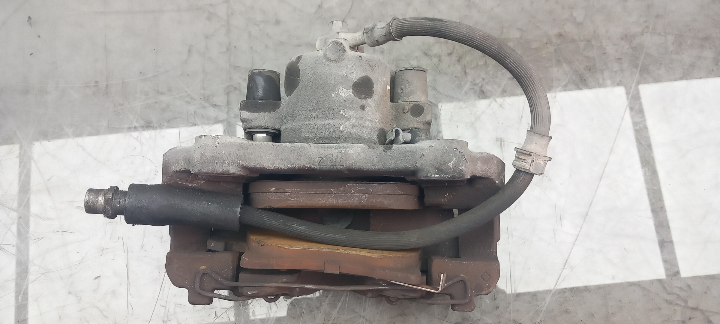 Pinza de freno Delantero Derecho OPEL Astra H GTC (L08) Imagem-2