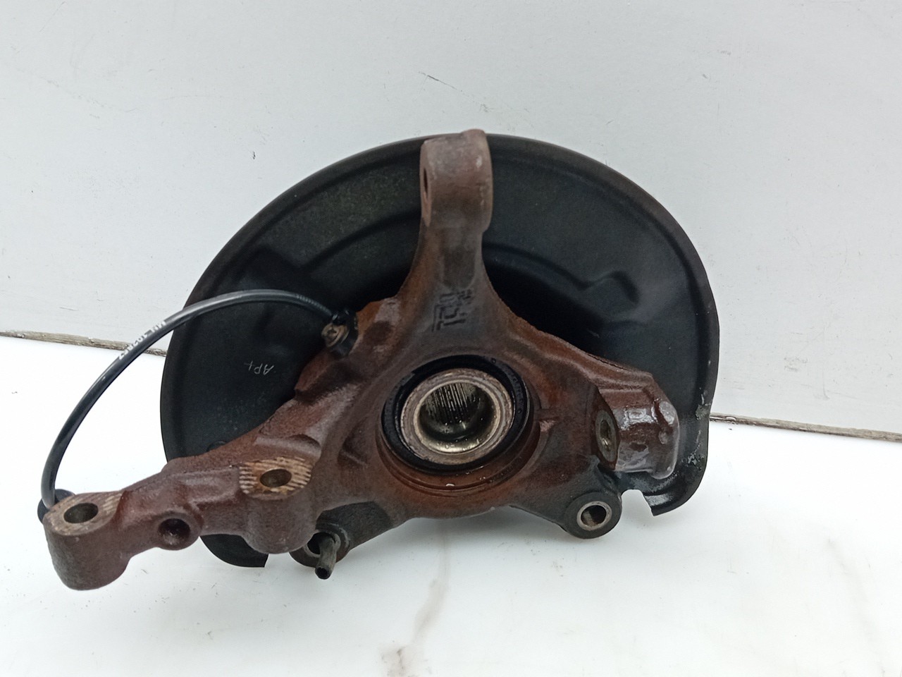 Manga de eixo frente direita MITSUBISHI Colt VI (Z3_A, Z2_A) Imagem-1