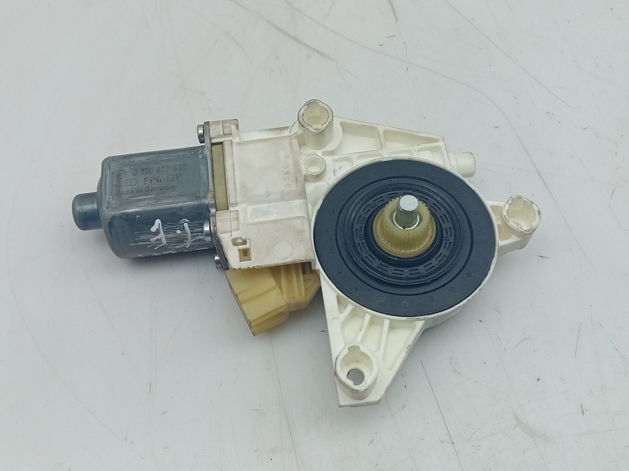 Motor vidro trás direito
