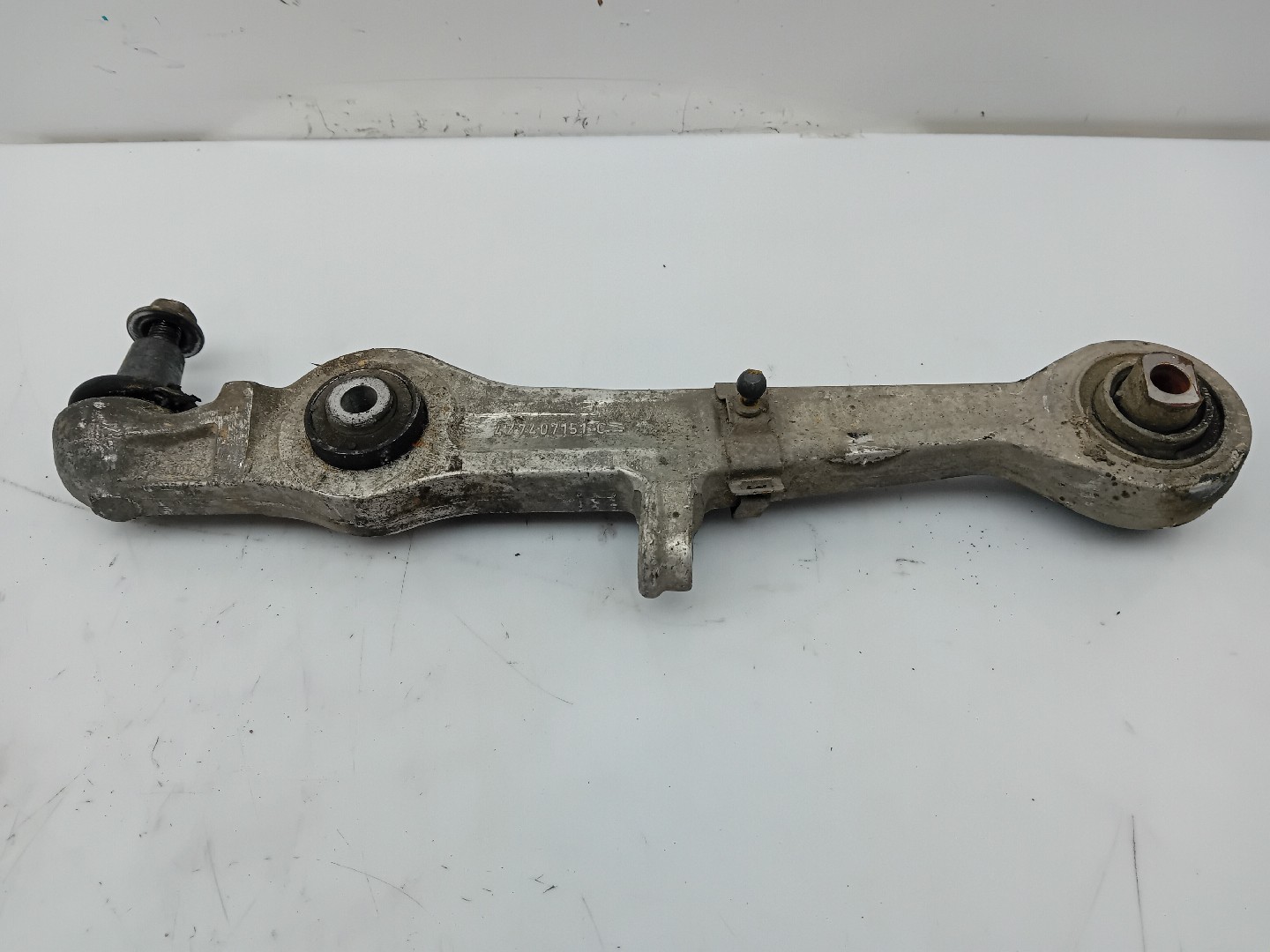 Right front suspension arm