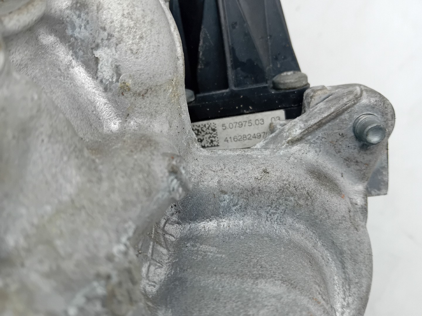 EGR valve DACIA Logan MCV II (7S_) Imagem-2