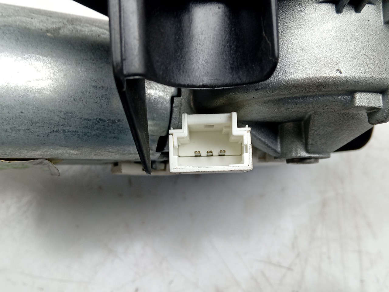 Essuie-glace moteur arrière PEUGEOT 3008 I (0U_) Imagem-2