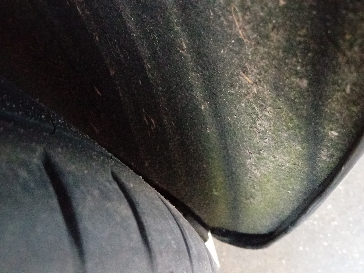 Paso rueda trasero derecho AUDI A5 (8T3) Imagem-1
