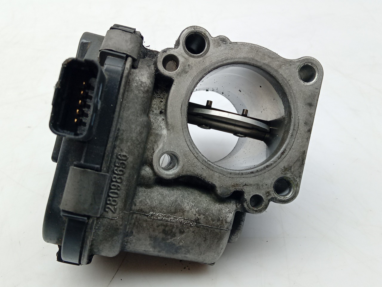 Throttle body VOLVO V40 Hatchback Imagem-1