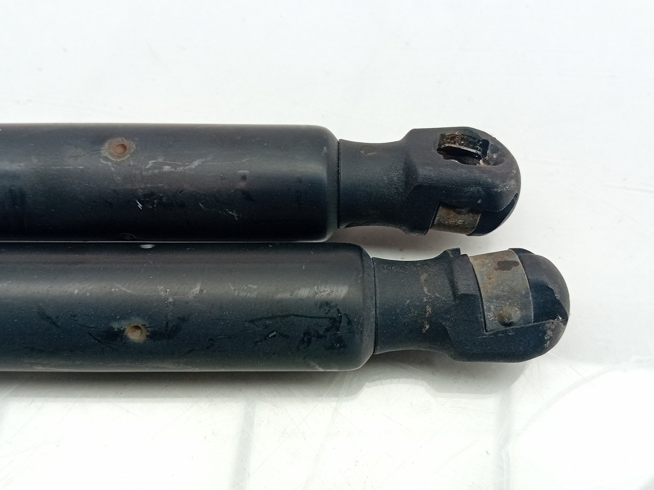 Trunk Shock Absorber VOLKSWAGEN Golf VII Variant (BA5, BV5) Imagem-2