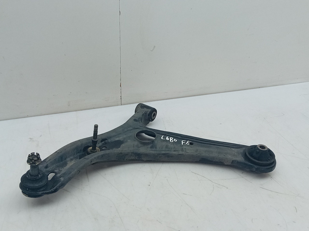 Left front suspension arm