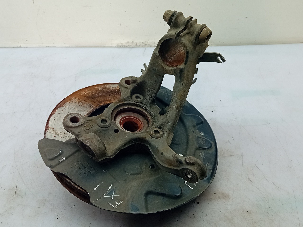 Right front steering knuckle VOLKSWAGEN Golf VII Variant (BA5, BV5) Imagem-1