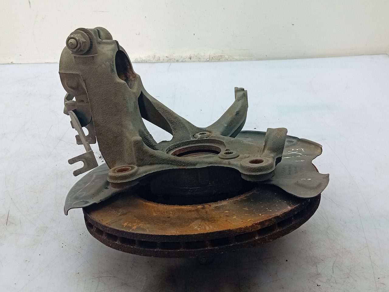 Right front steering knuckle VOLKSWAGEN Golf VII Variant (BA5, BV5) Imagem-2