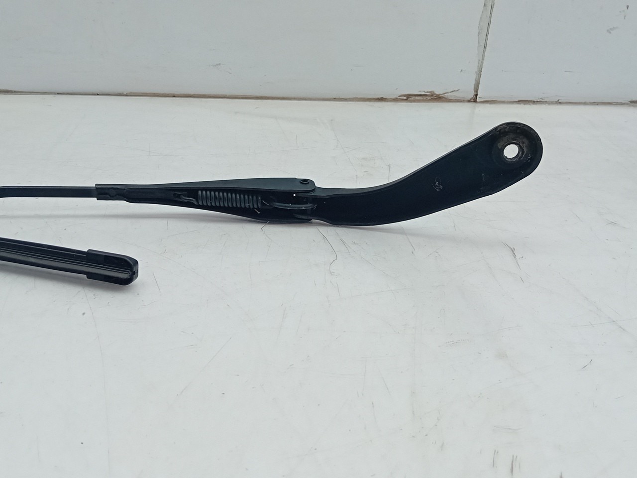 Brazo de limpiaparabrisas delantero izquierdo BMW 1 (F20) Imagem-1