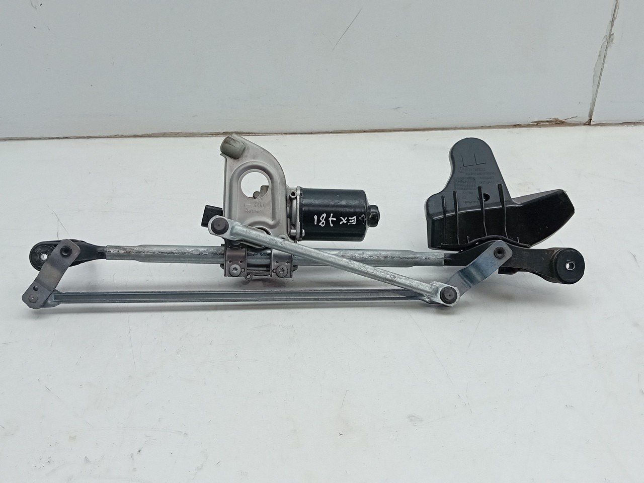 Motor limpiaparabrisas Frente BMW 1 (F20) Imagem-1