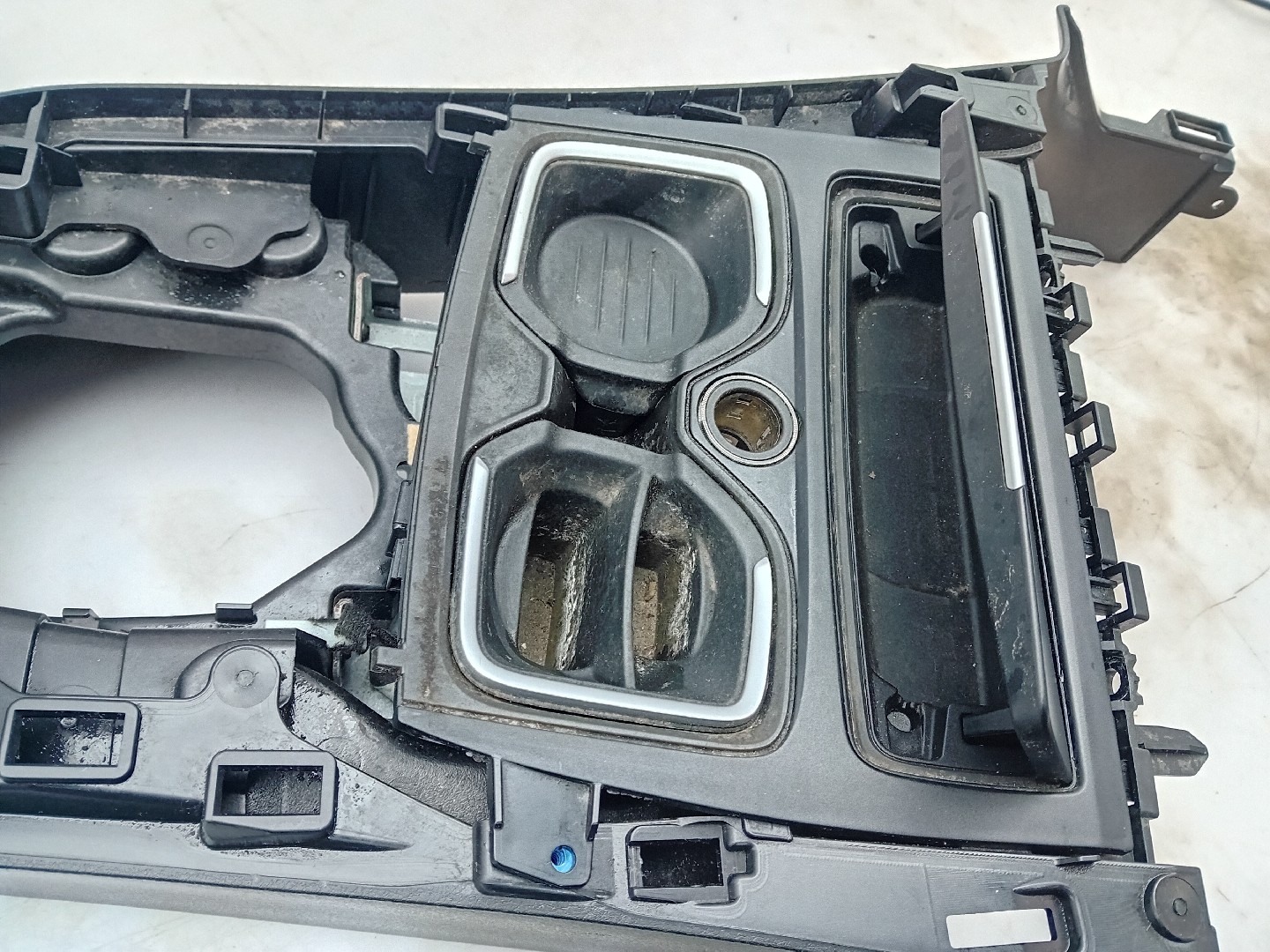 Accoudoir BMW 1 (F20) Imagem-4