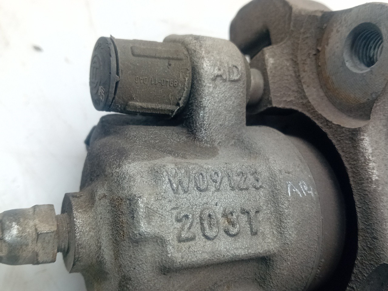 Pinza de freno Trasero Derecho BMW 1 (F20) Imagem-4