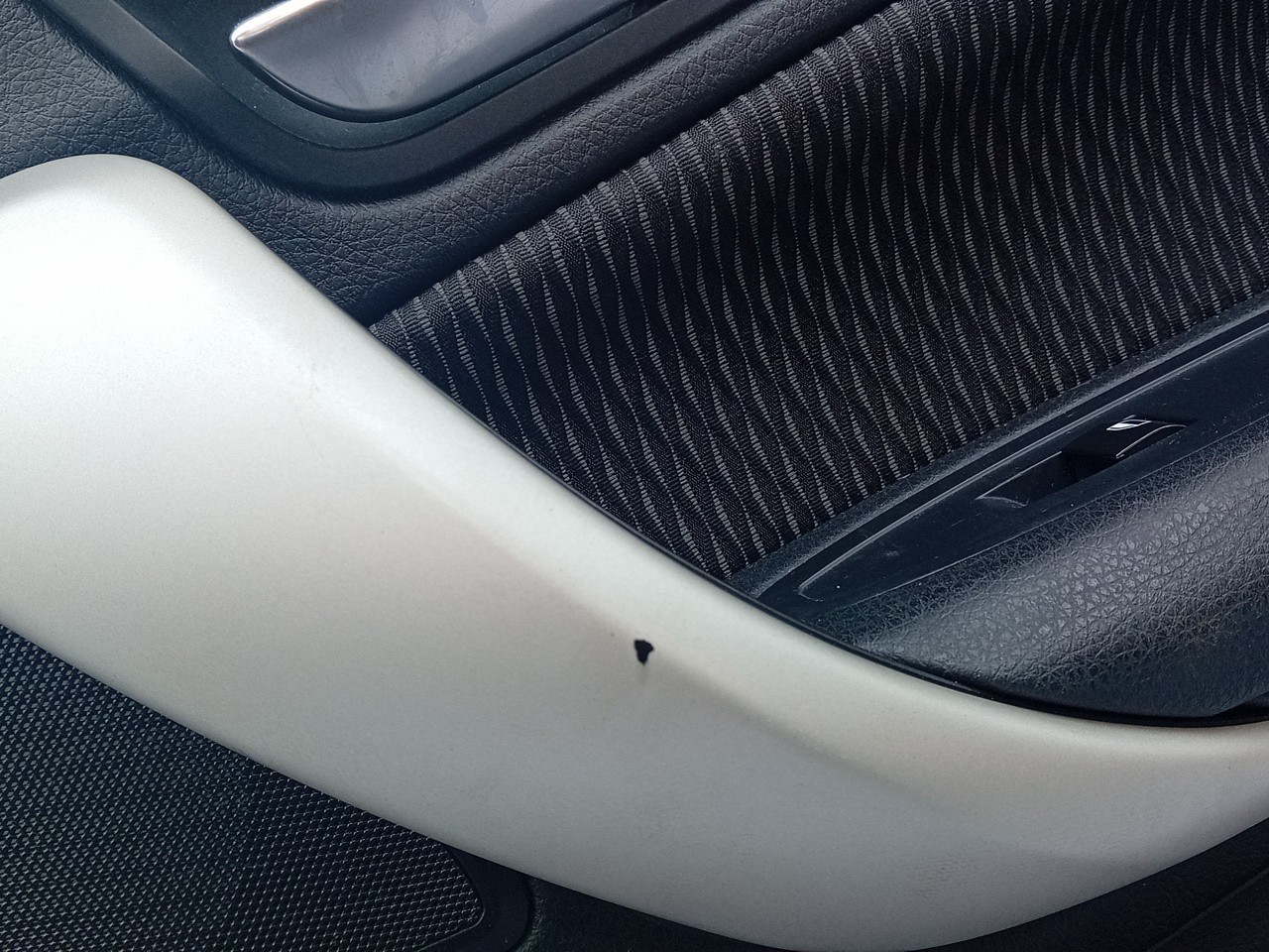 Panneau de porte avant Droite BMW 1 (F20) Imagem-1
