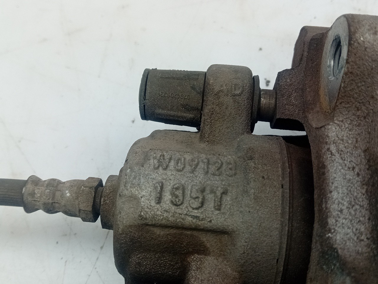 Left rear Brake Caliper BMW 1 (F20) Imagem-2