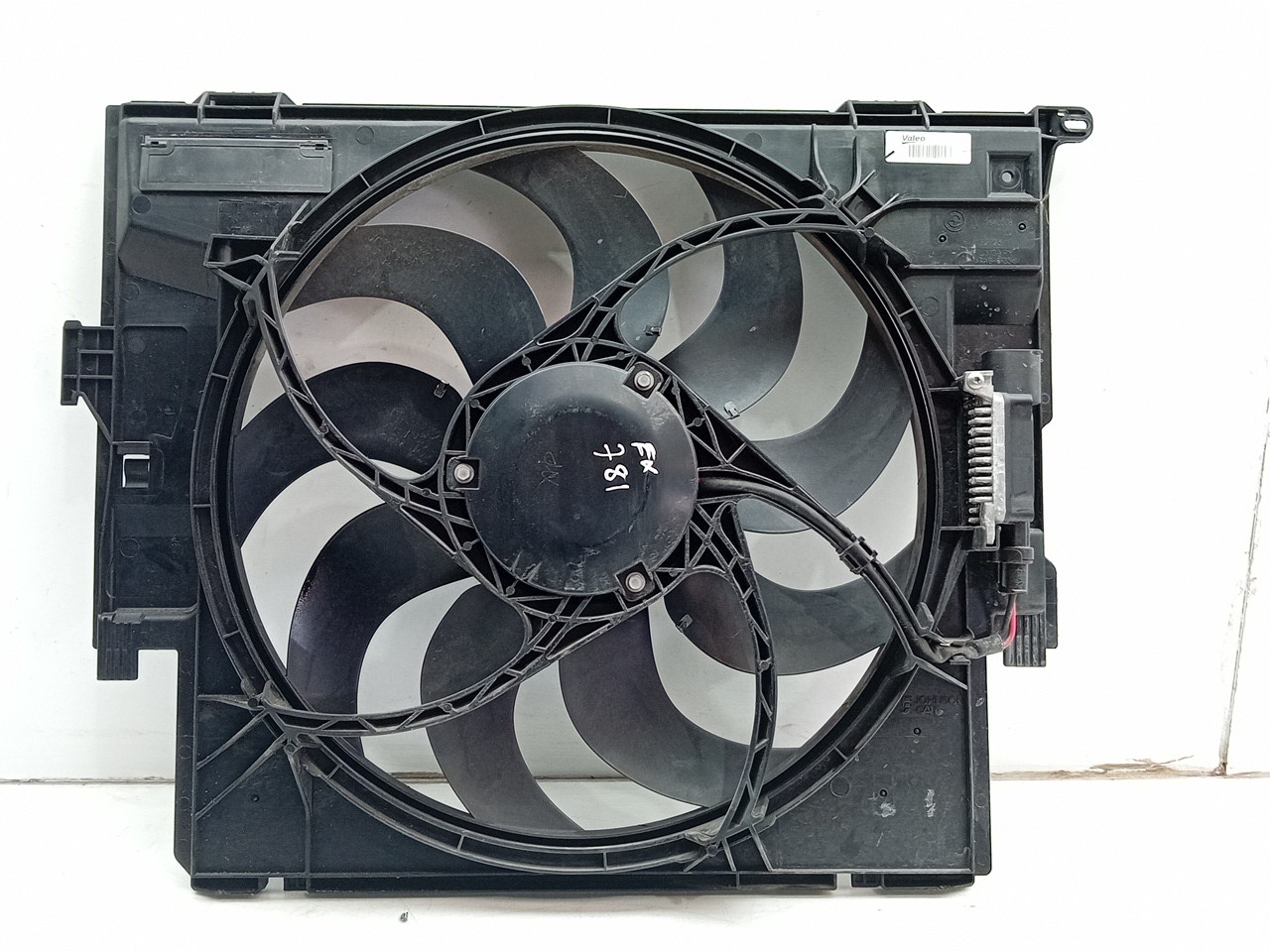 Cooling fan BMW 1 (F20) Imagem-1