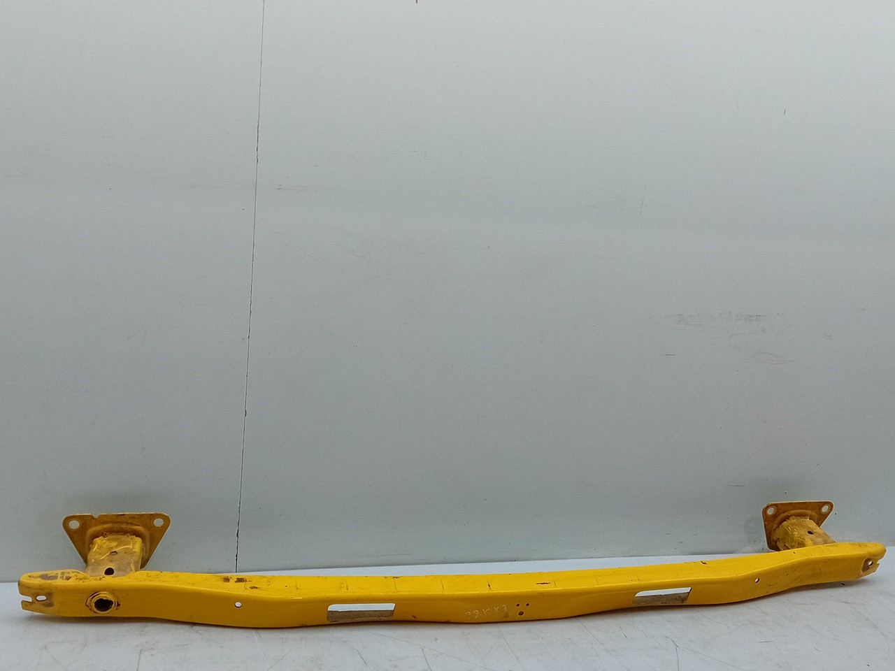 Rear bumper reinforcement PEUGEOT 308 SW II Van (LC_) Imagem-1