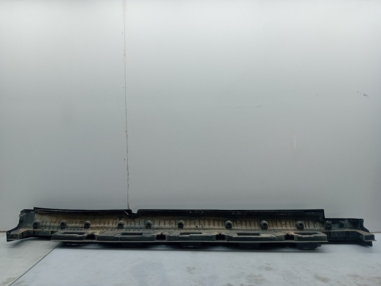 Seuil gauche MERCEDES-BENZ Classe M (W166) Imagem-2