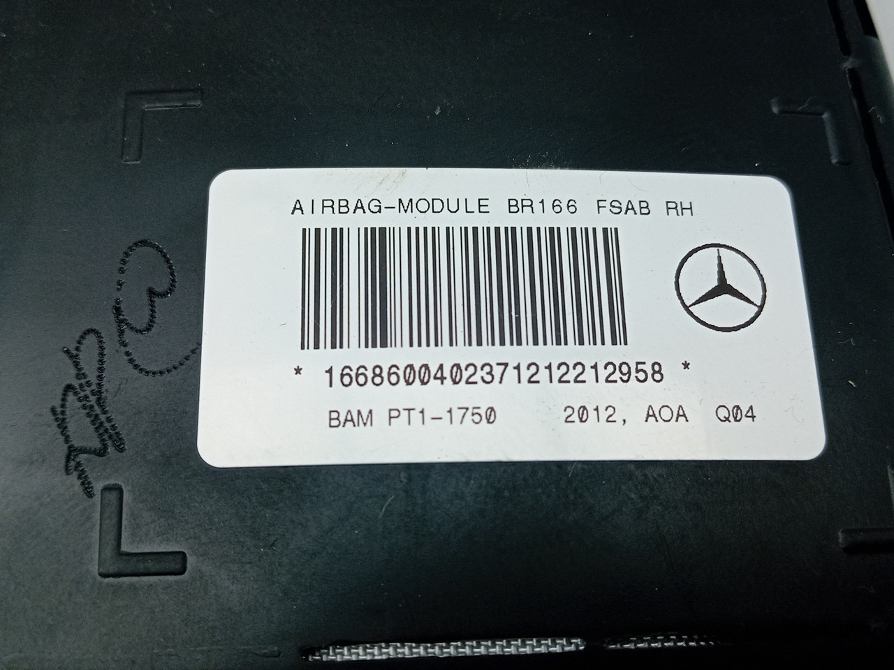 Airbag banco direito MERCEDES-BENZ Classe M (W166) Imagem-3