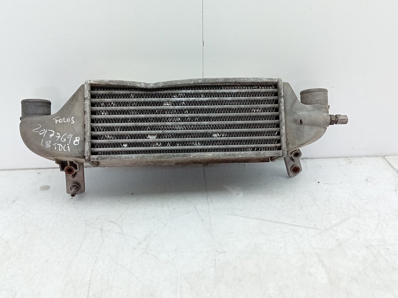 Radiador del intercooler FORD Focus I (DAW, DBW) Imagem-0