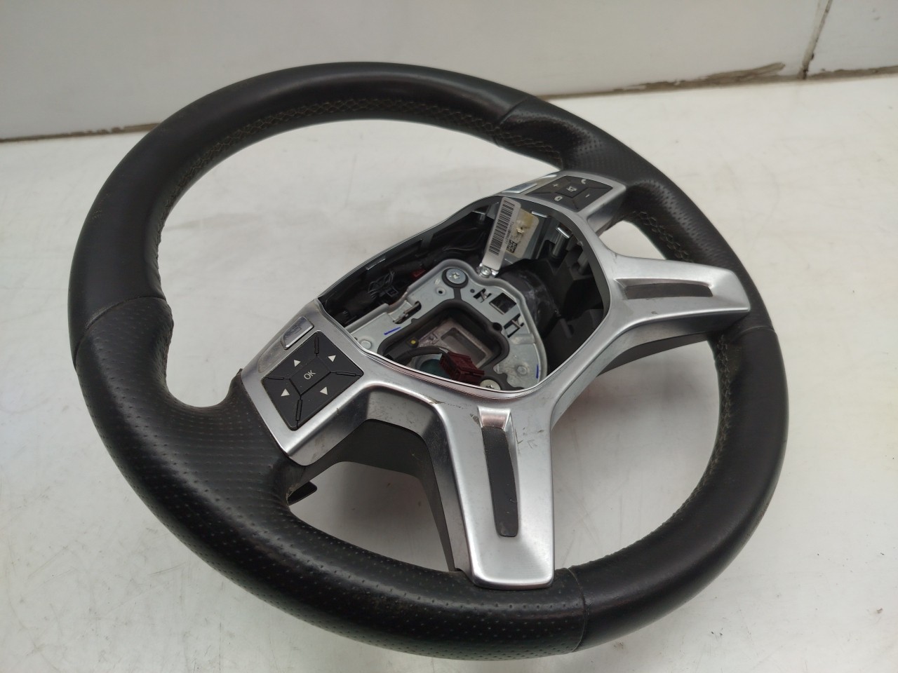 Volante MERCEDES-BENZ Classe M (W166) Imagem-1