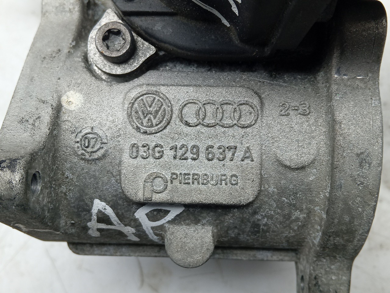 Válvula EGR VOLKSWAGEN Passat Variant (3B5) Imagem-4