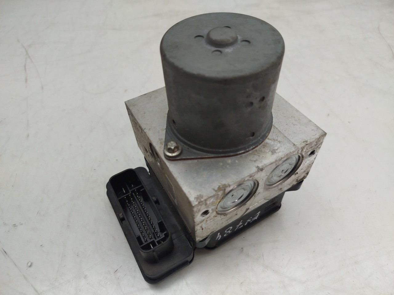 Calculateur ABS MERCEDES-BENZ Classe M (W166) Imagem-1