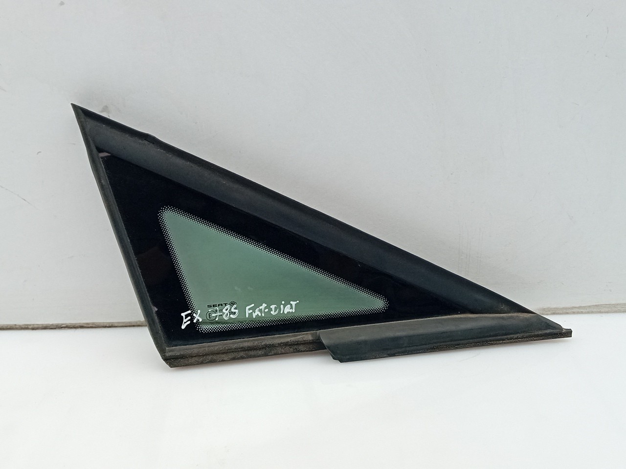 Vidrio triangular Delantero Derecho