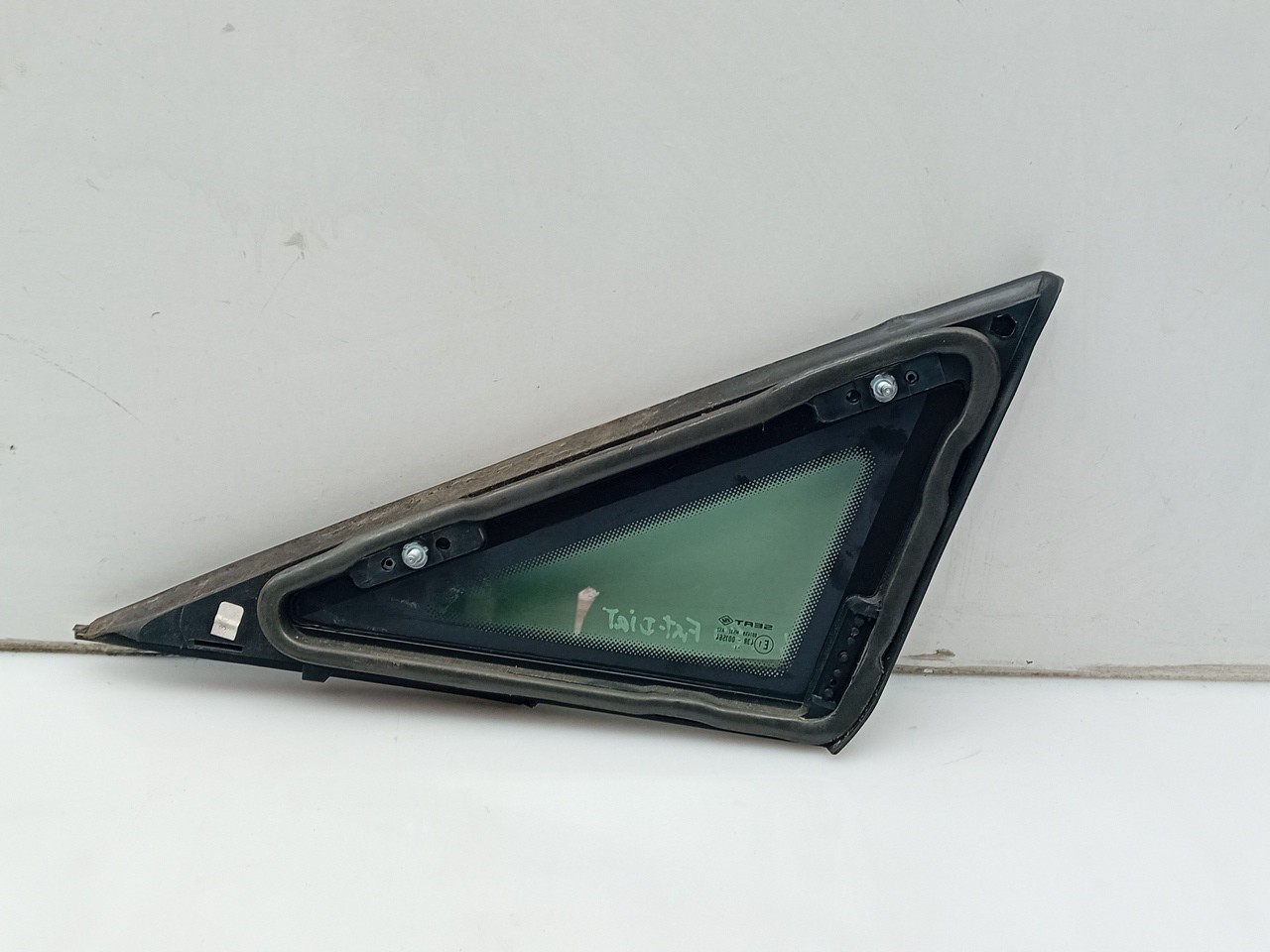 Vidrio triangular Delantero Derecho SEAT Ibiza IV SportCoupe (6J1, 6P5) Imagem-1