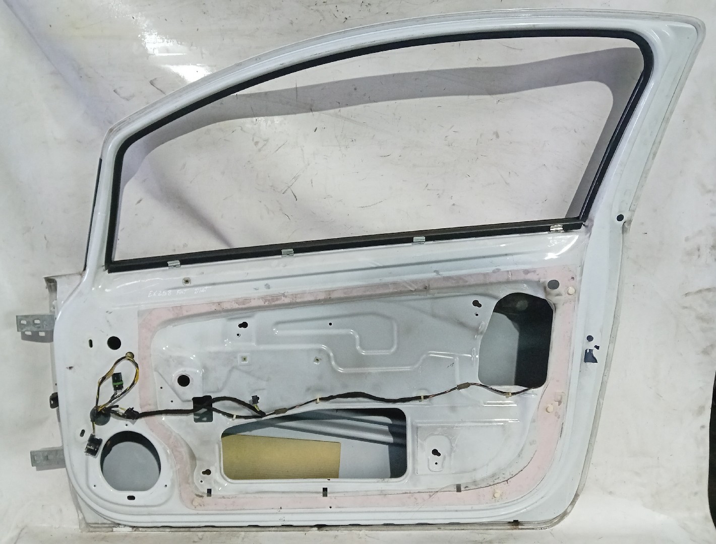 Porta frente direita OPEL Corsa D Imagem-1