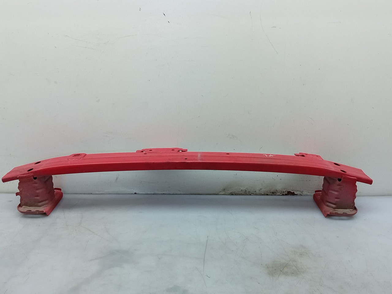 Front bumper reinforcement