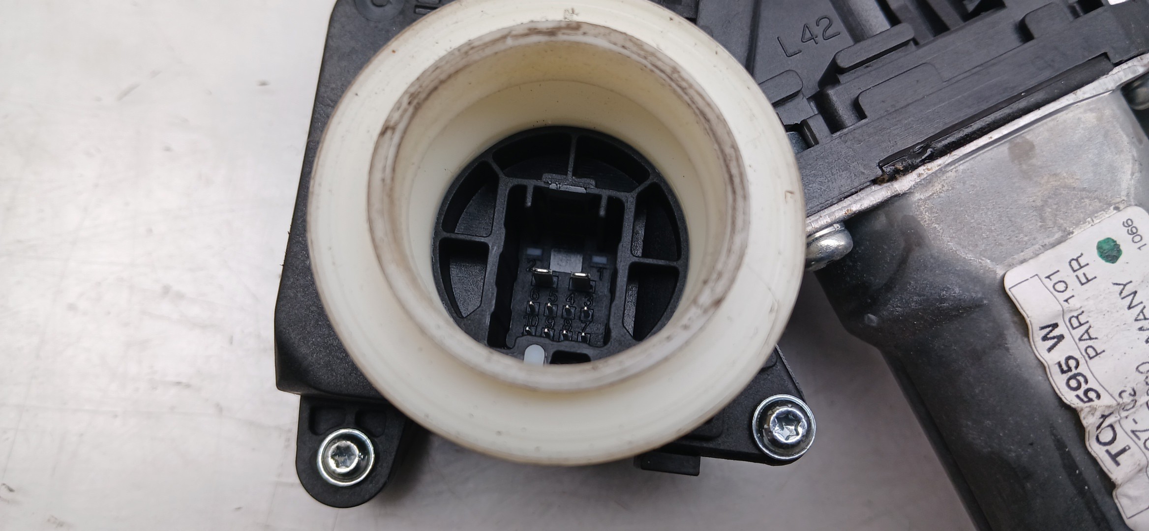 Left front window regulator TOYOTA Yaris (_P13_) Imagem-2
