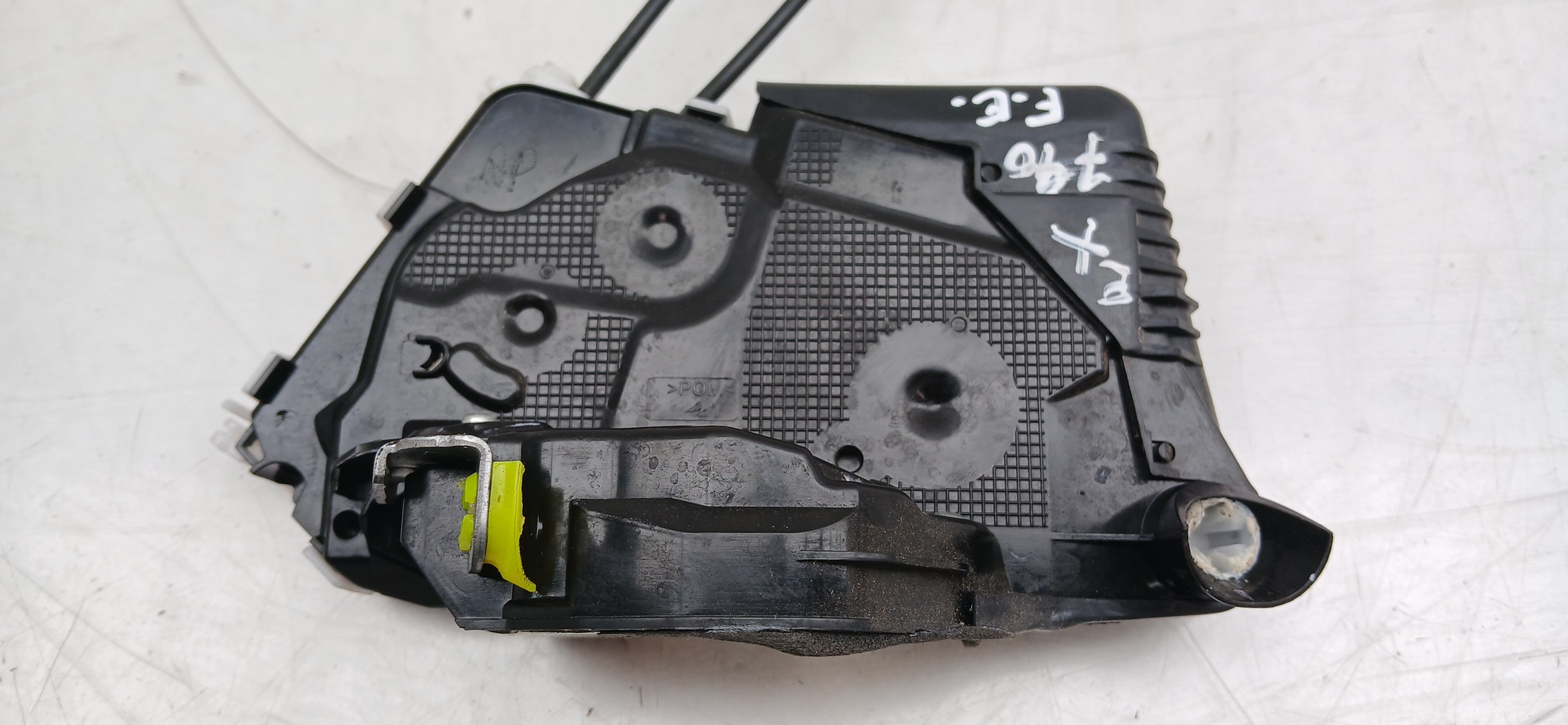 Serrure Avant Gauche TOYOTA Yaris (_P13_) Imagem-1