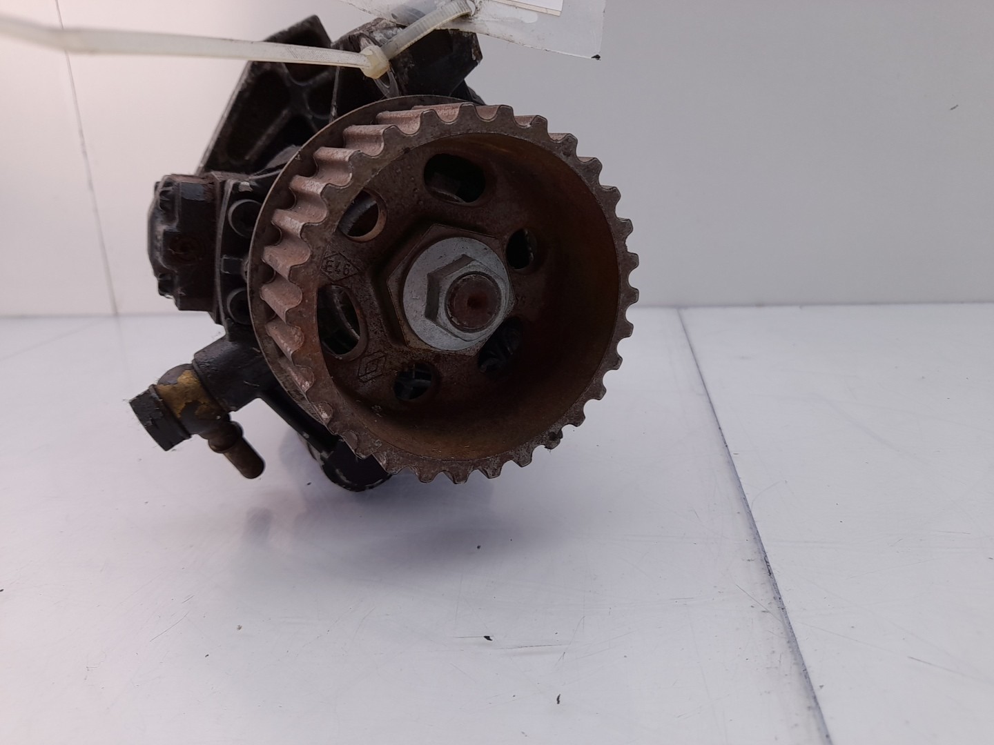 Injector pump RENAULT Clio II (BB0/1/2_, CB0/1/2_) Imagem-3