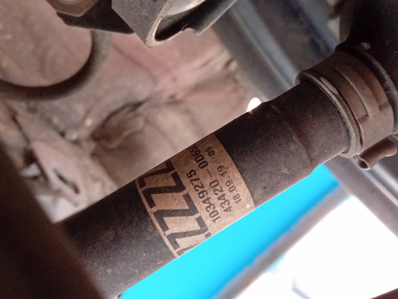 Left front driveshaft TOYOTA Yaris (_P13_) Imagem-1
