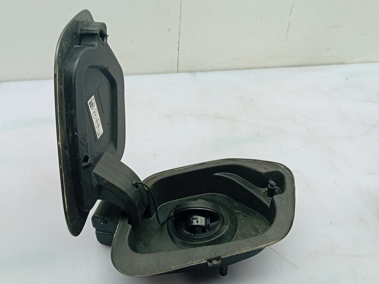 Tapa exterior combustible OPEL Corsa F Imagem-1