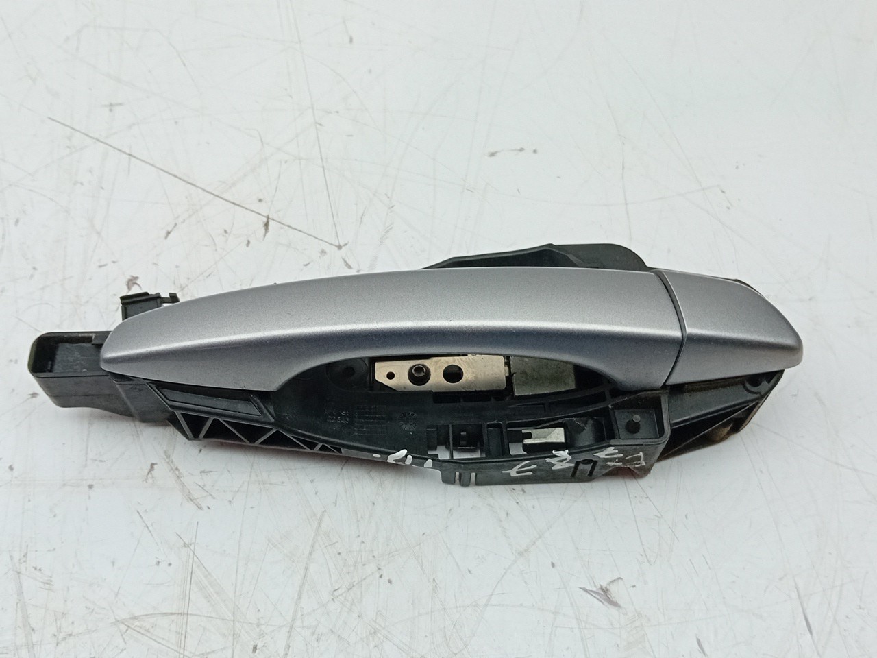 Right rear door handle
