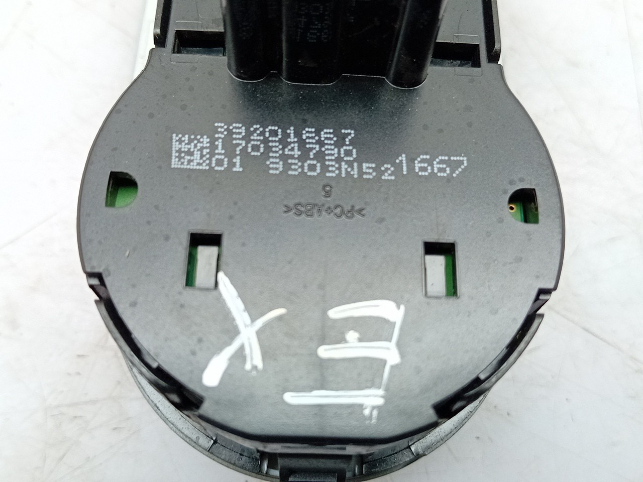 Módulo del interruptor de luz OPEL Corsa F Imagem-3