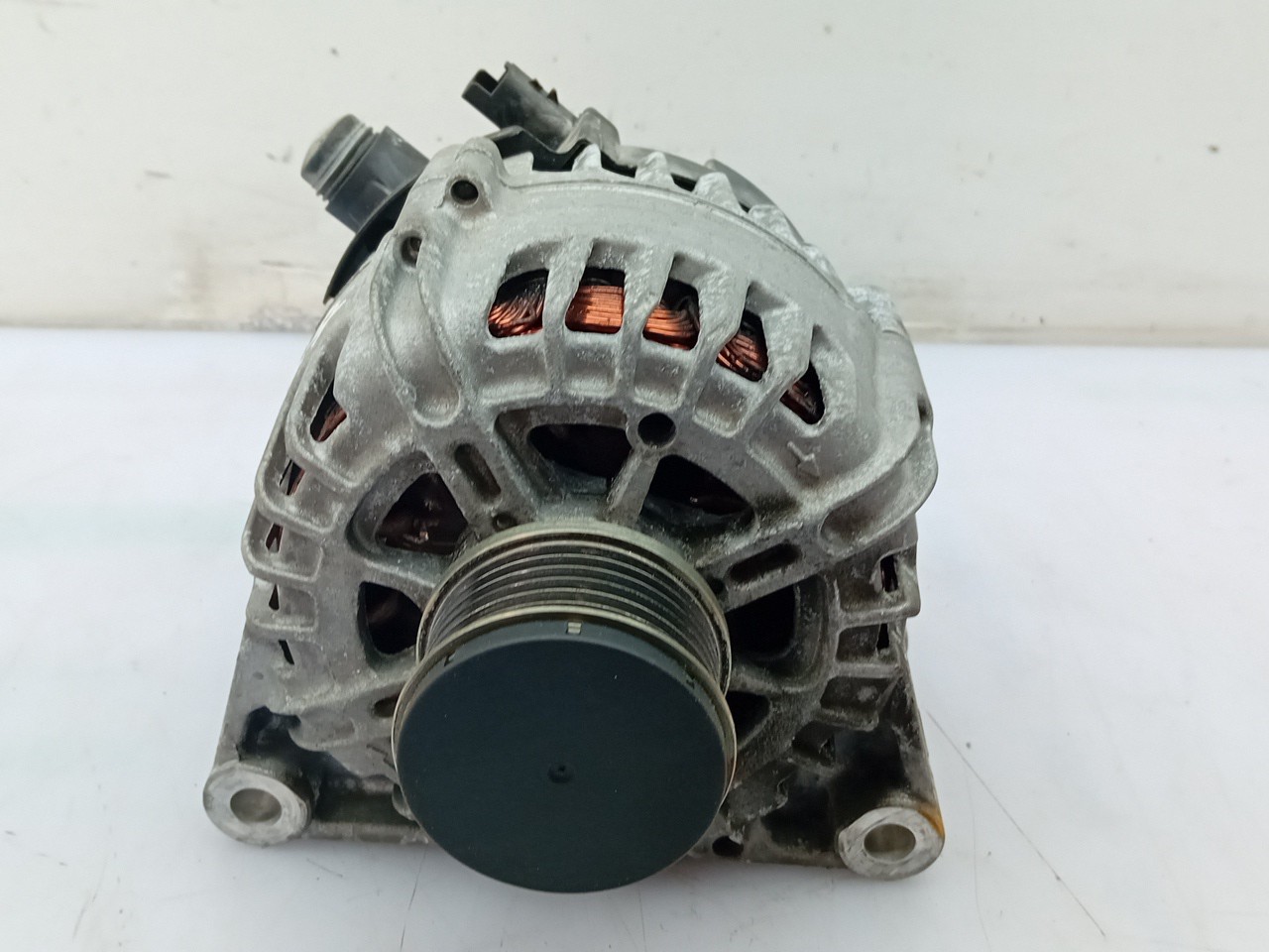 Alternador OPEL Corsa F Imagem-1