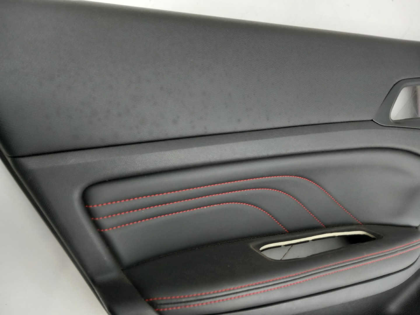 Panneau de porte arrière gauche PEUGEOT 308 SW II Imagem-1