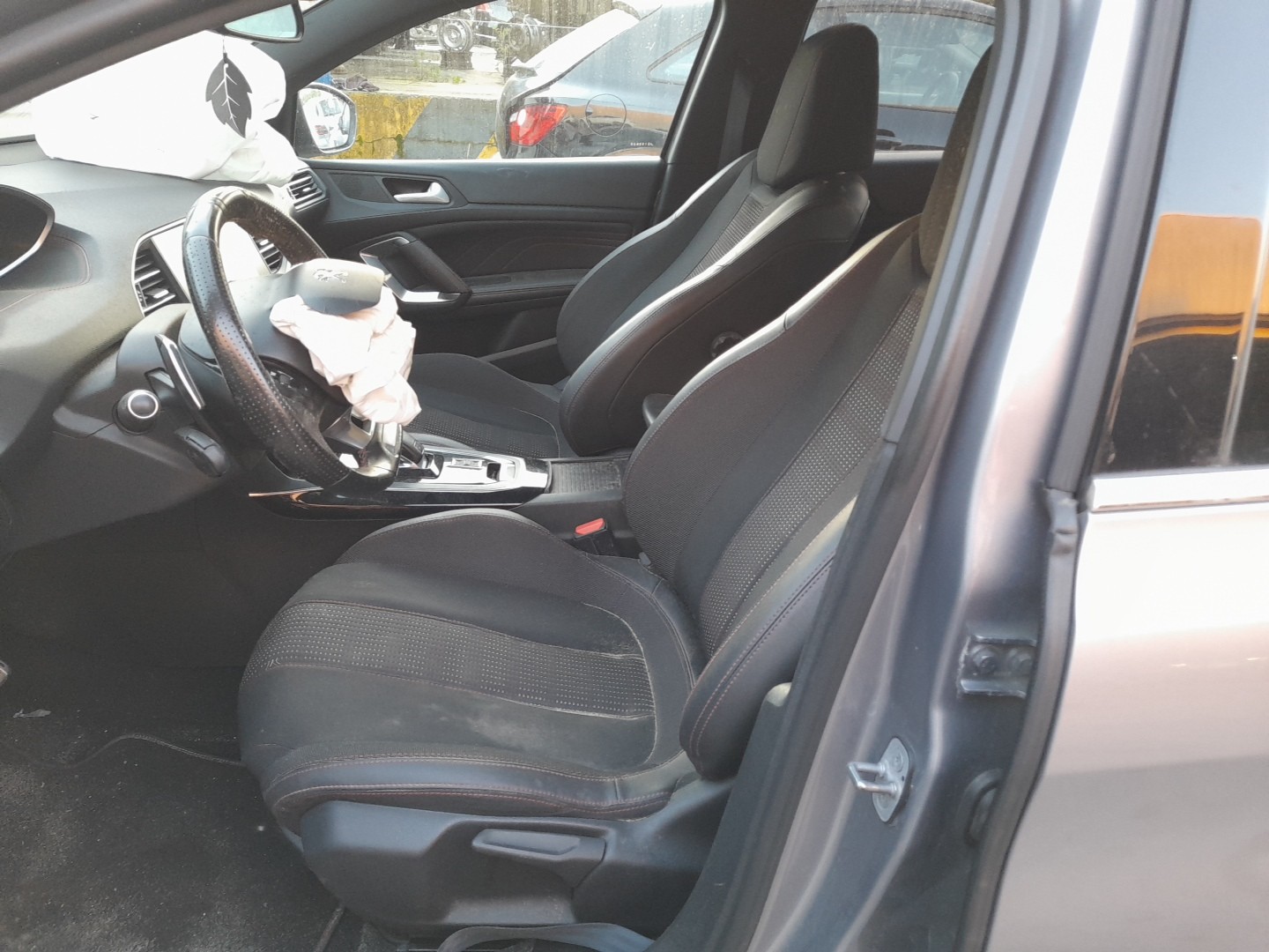 Conjunto de bancos PEUGEOT 308 SW II Imagem-1