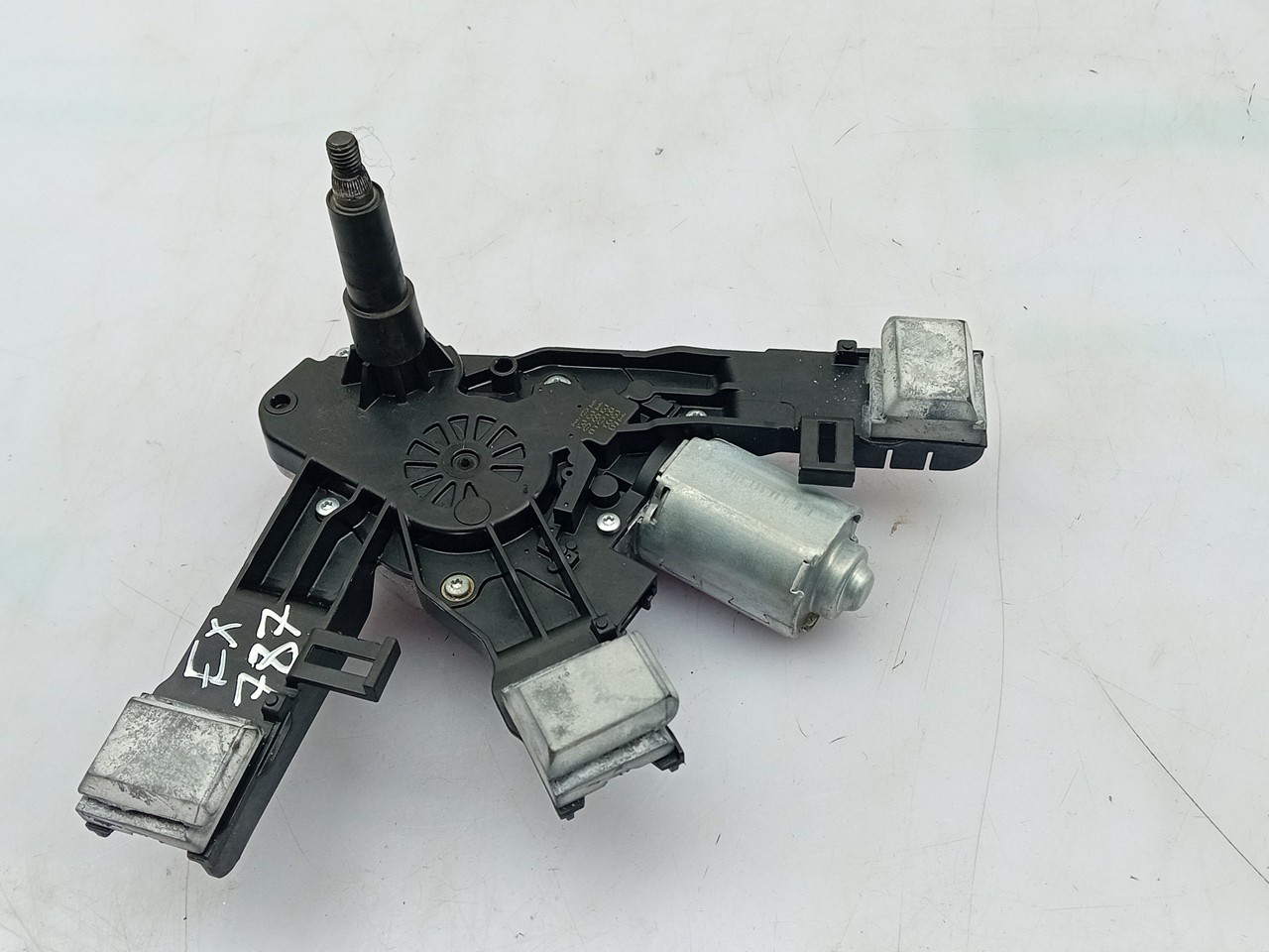 Motor limpiaparabrisas Trasero PEUGEOT 308 SW II Imagem-1