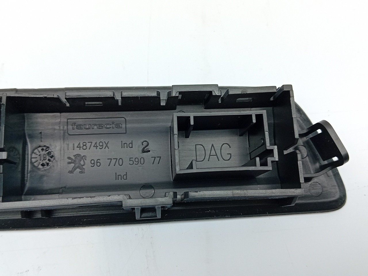Module générique PEUGEOT 208 Imagem-2