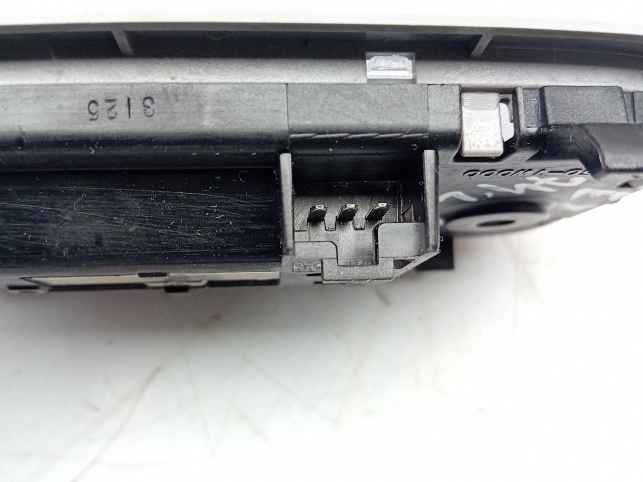 Front seat light KIA Rio III (UB) Imagem-2